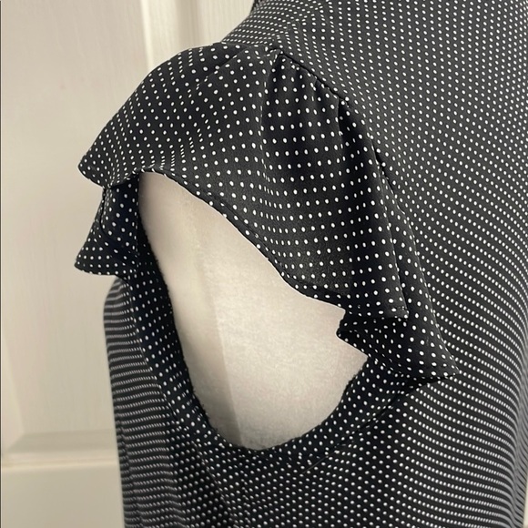 Counterparts Black & White Mini Polka Dot Blouse Tie Neck Flutter Sleeves Size S - Picture 8 of 10